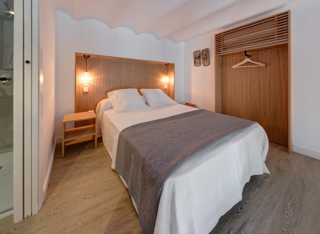 Puerta Del Arenal II Apartment Севиля Екстериор снимка